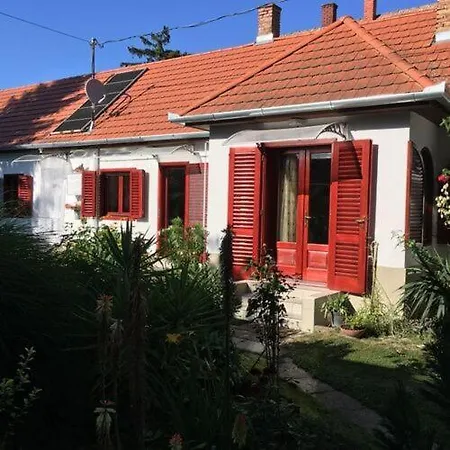 Fly Vendeghaz Holiday home Szolad